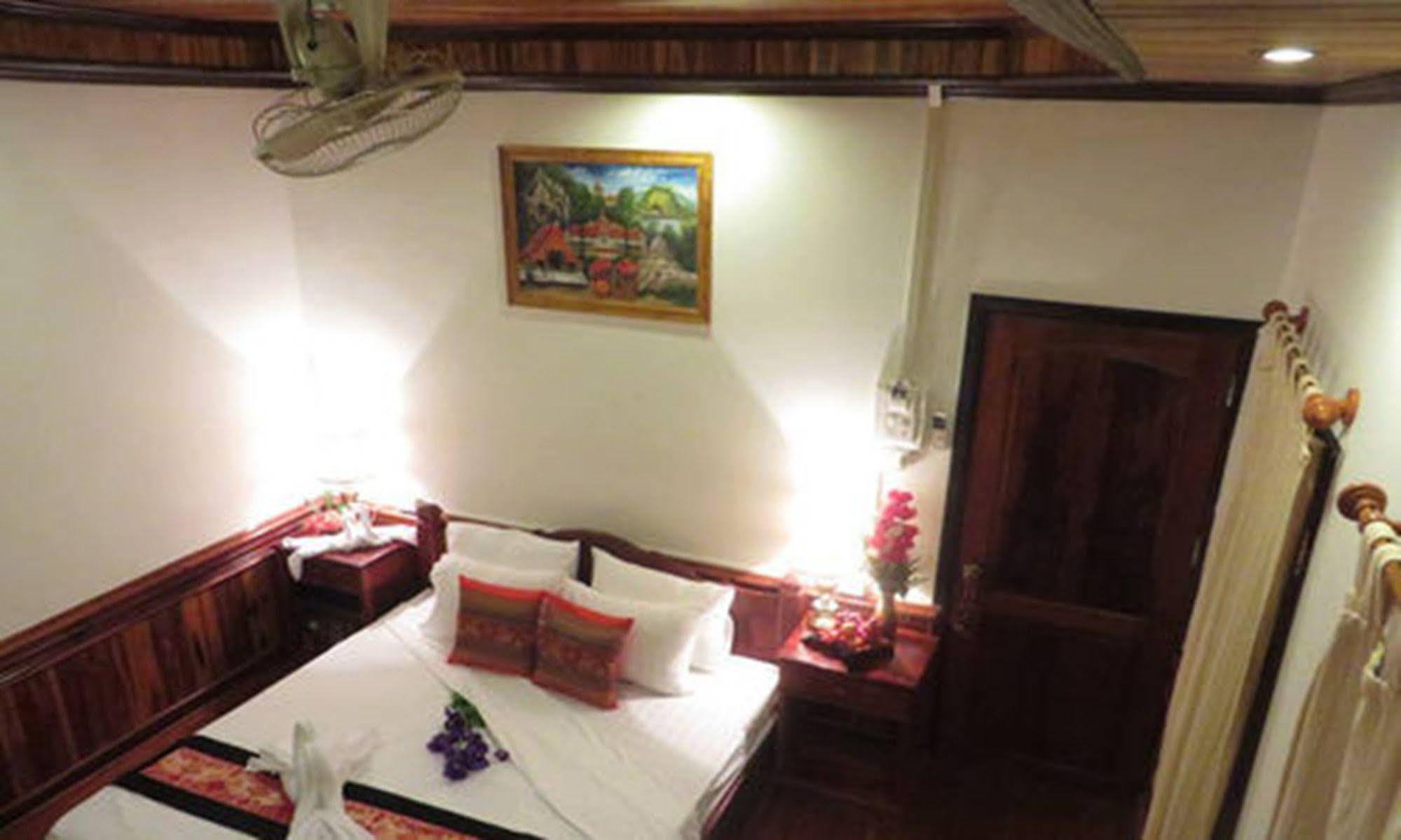 Luang Prabang Oudomlith Villa & Travel Eksteriør bilde