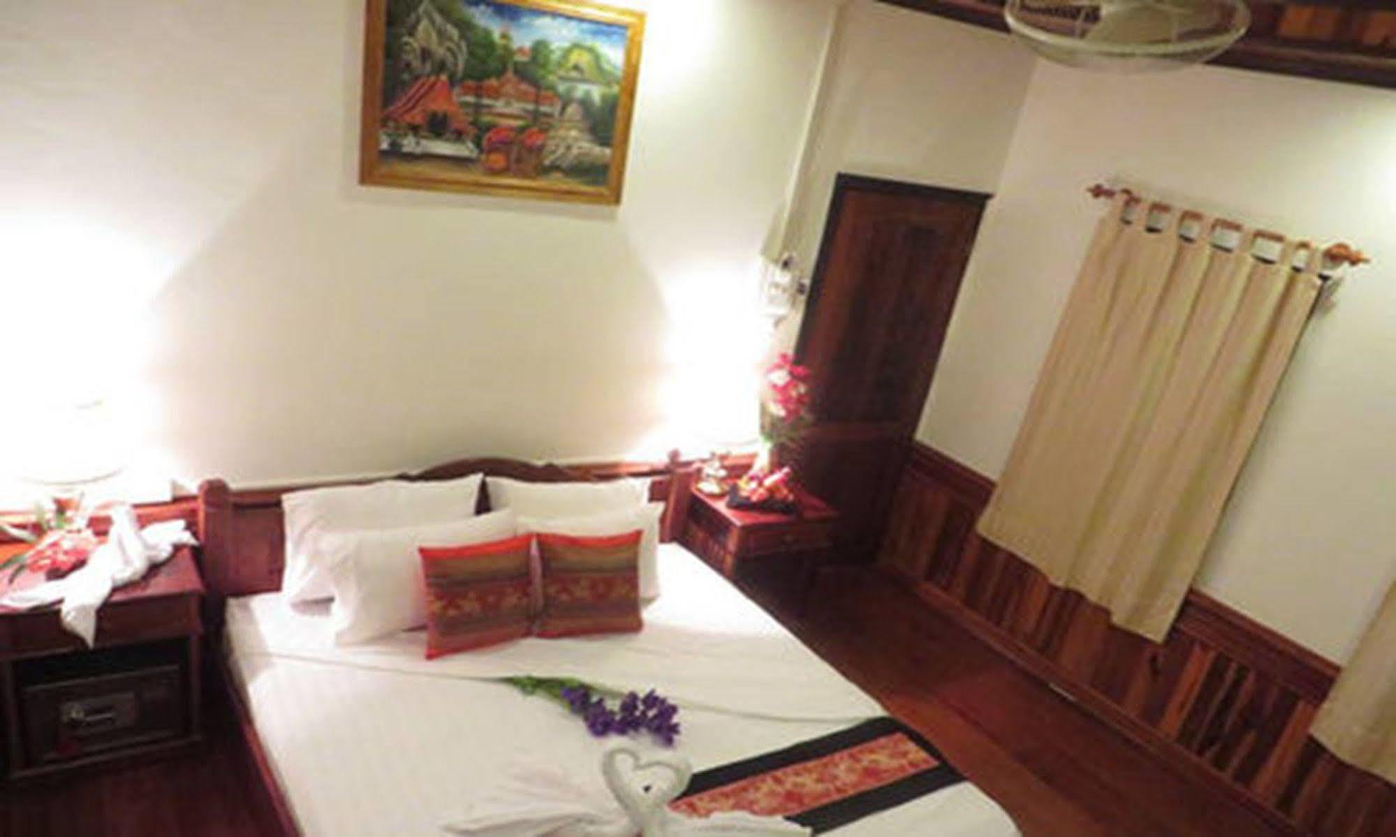 Luang Prabang Oudomlith Villa & Travel Eksteriør bilde